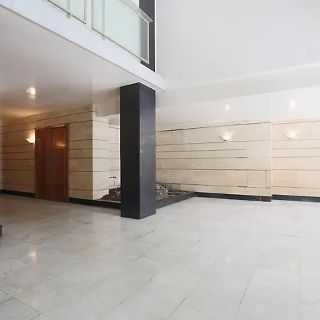 Apartment Studio Rue De Ponthieu Paris